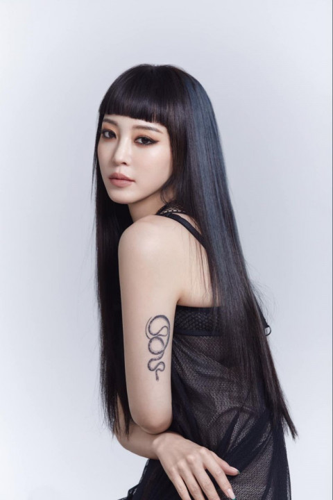 Han Ye Seul, Korean Actress, Images, Photos, Wallpaper